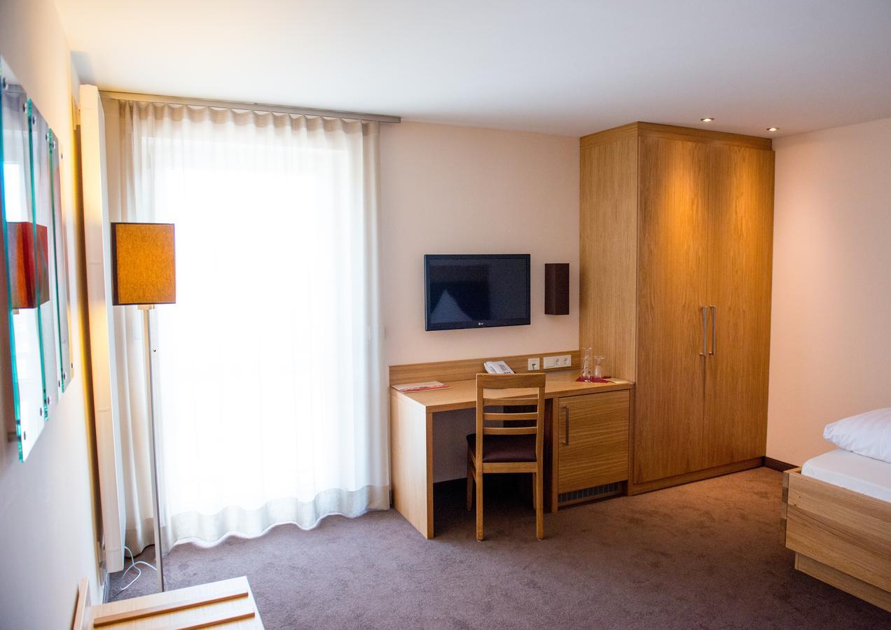 Wellnesshotel Zum Koch Ortenburg Bagian luar foto