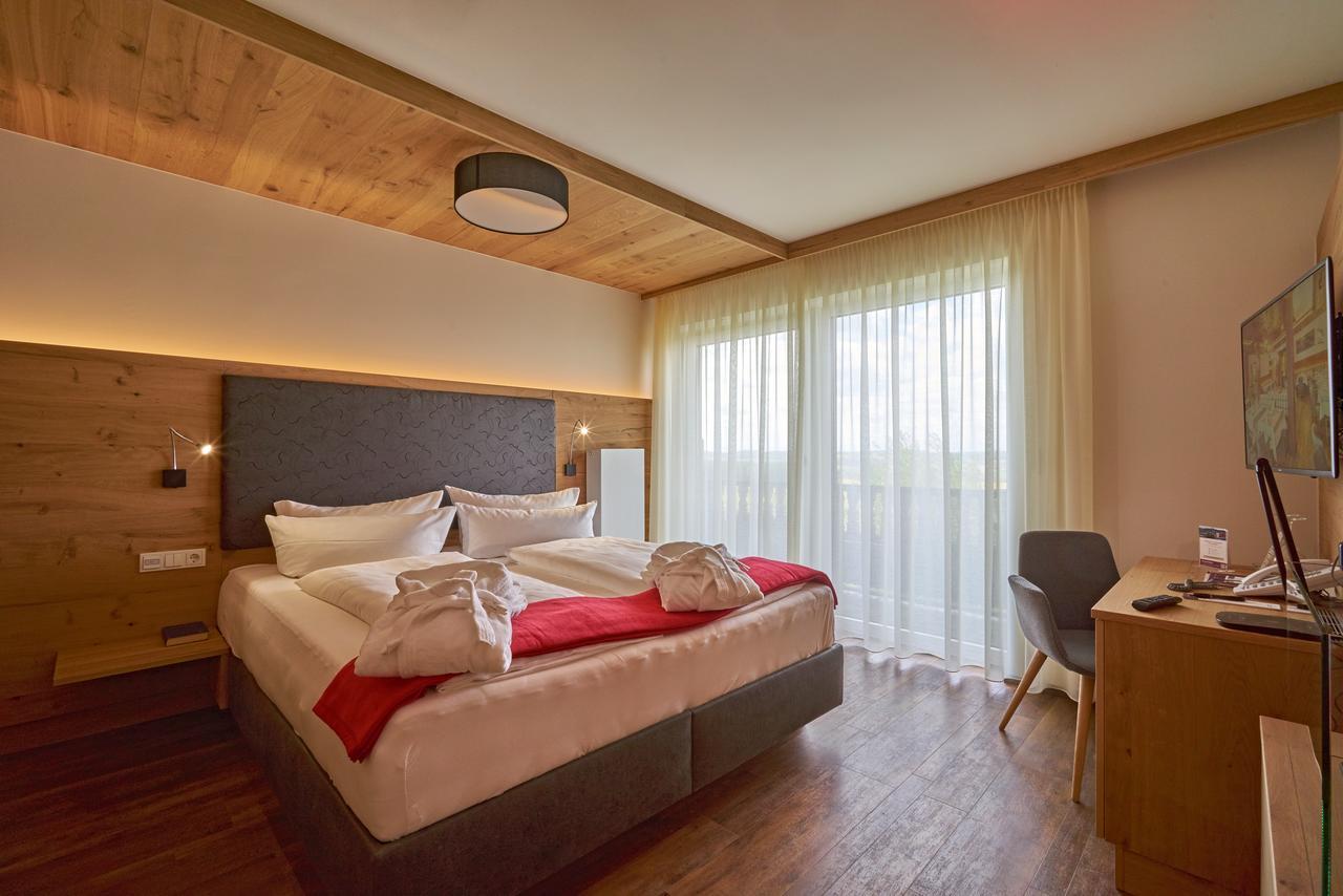Wellnesshotel Zum Koch Ortenburg Bagian luar foto