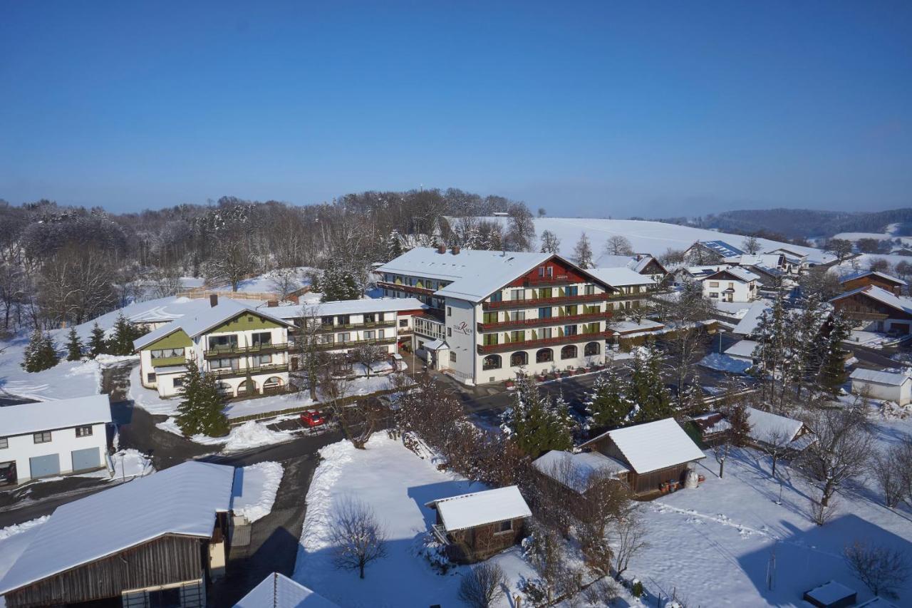 Wellnesshotel Zum Koch Ortenburg Bagian luar foto